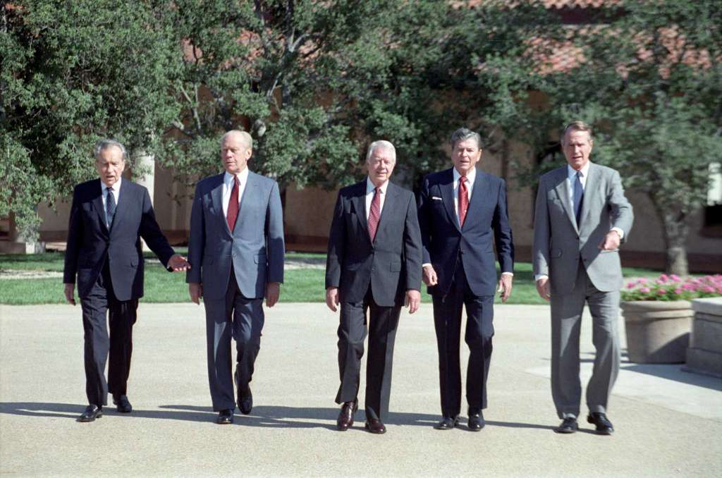 過來人：（左起）尼克遜、福特、卡特、列根、老布殊。　圖片來源：National Security Archive