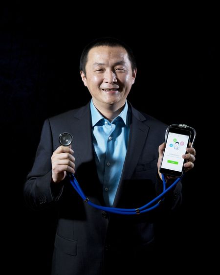 張銳創辦醫療 app，讓病人在網上諮詢醫生，免去輪候診症的時間，自己卻急病猝死，享年 44 歲。圖片來源：春雨醫生